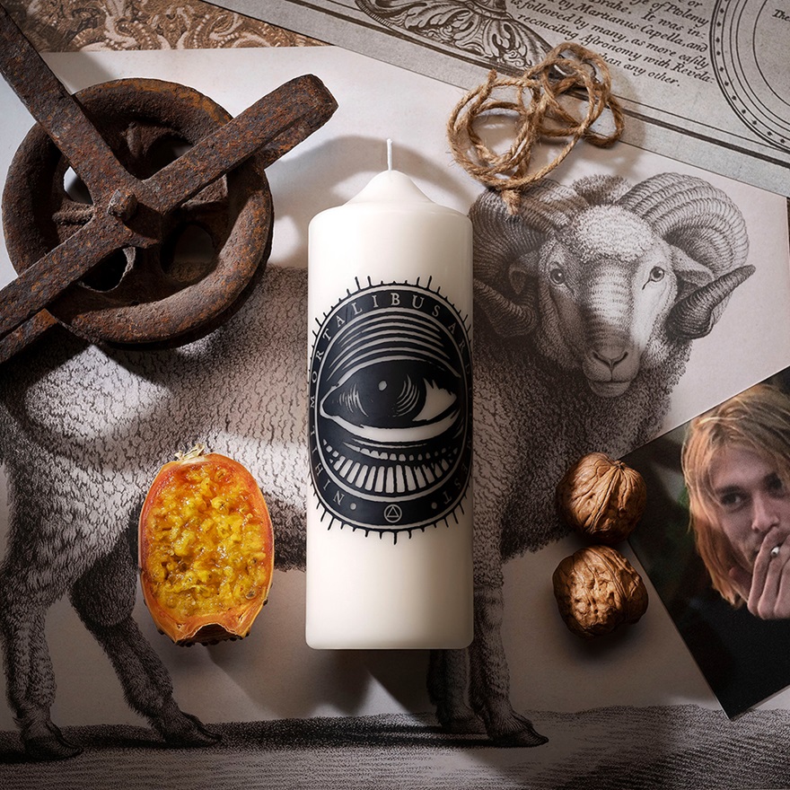 Mystical Eye Candle Image 3